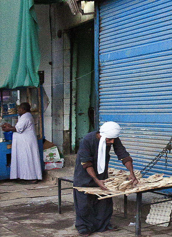 Luxor :: Baking Bread