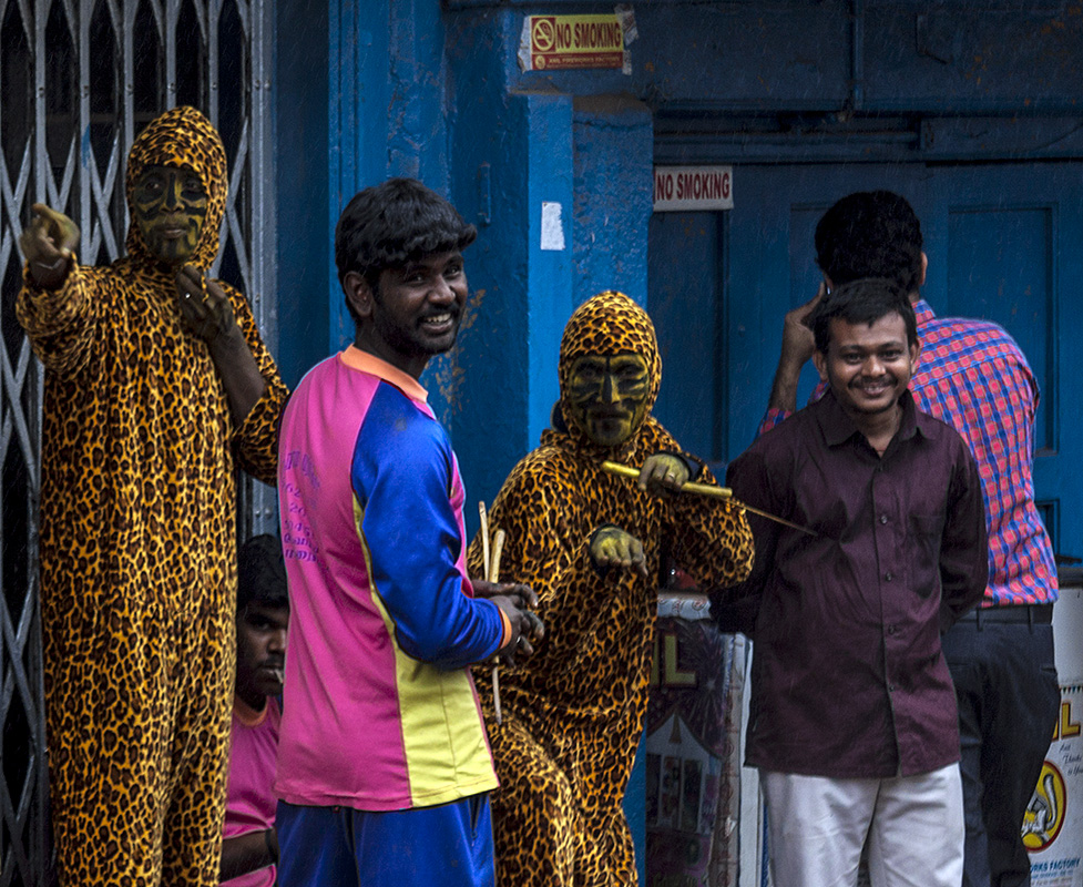 Madurai :: Street Dancers Blue Building