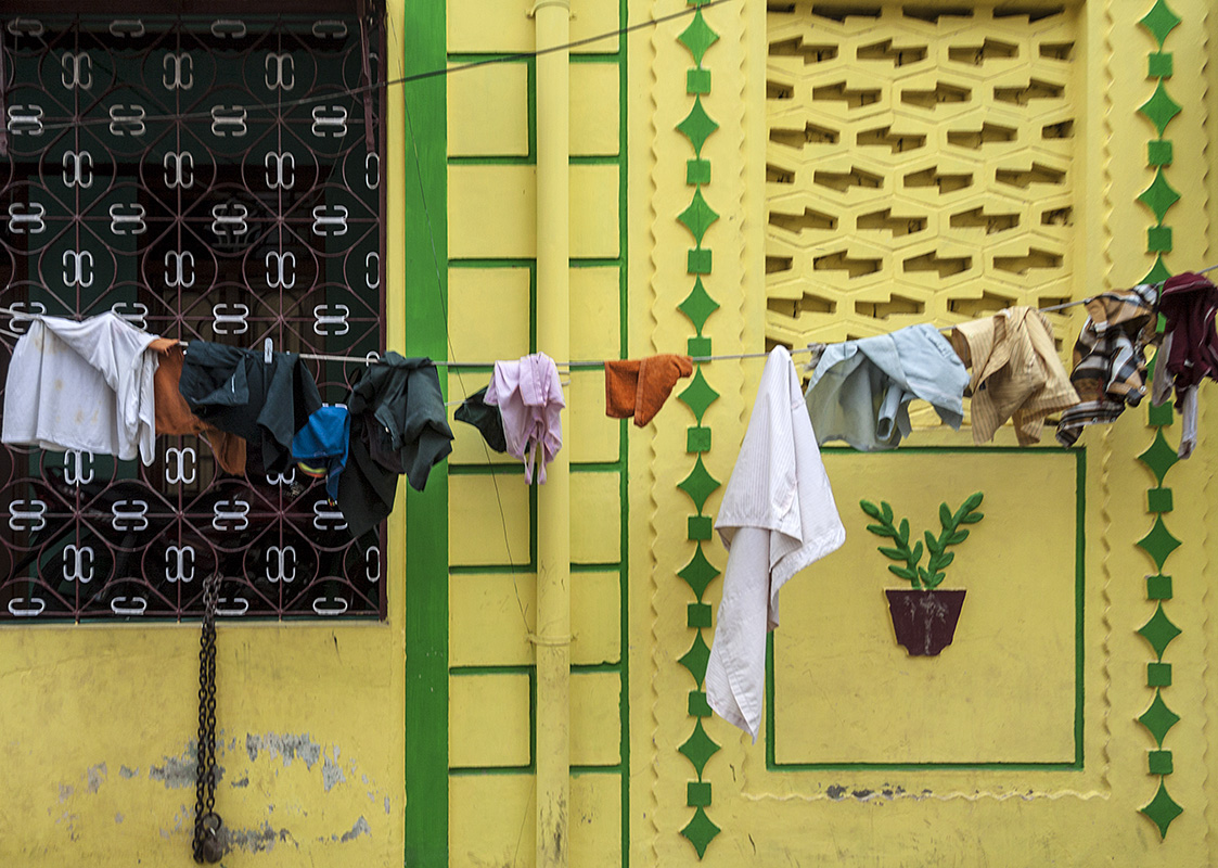 Madurai :: Yellow and Green House